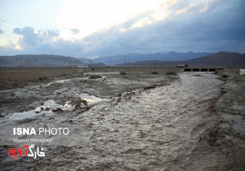 باران شدید و سیلاب در استان بوشهر /انسداد برخی مسیرها تا اطلاع ثانوی
