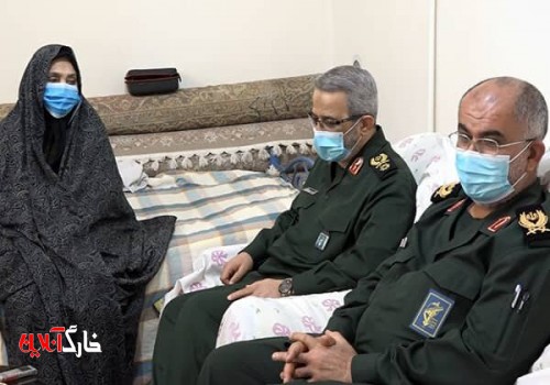 سردار غیب‌پرور با دو خانواده شهید بوشهری دیدار کرد