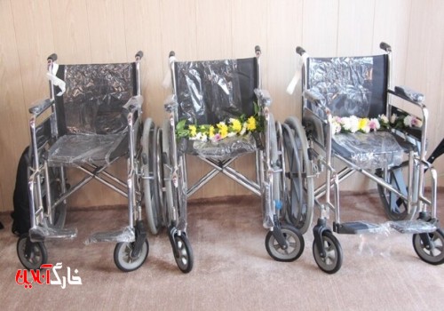 ۱۰۰ ویلچر به معلولان استان بوشهر اهدا شد