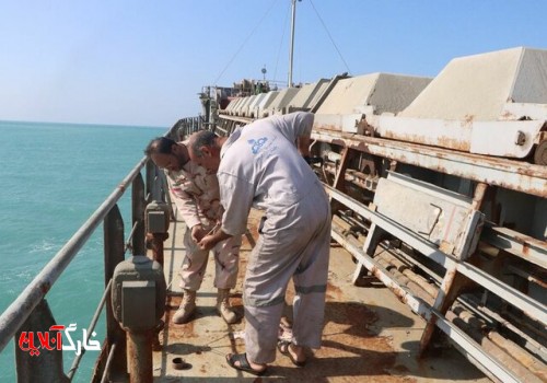 ناکامی دو فروند شناور حامل سوخت قاچاق در بوشهر