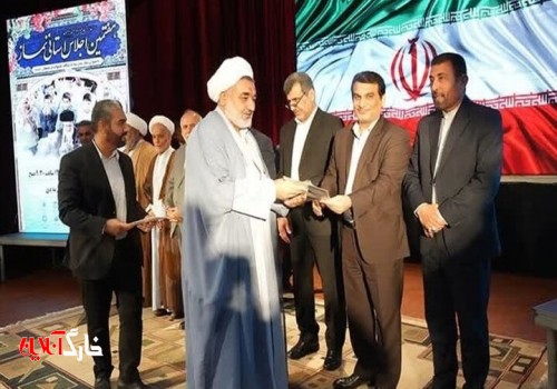 برگزیدگان هفتمین اجلاس استانی نماز در بوشهر تجلیل شدند