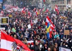 تظاهرات بزرگ اتریشی ها علیه محدودیت های کرونایی