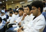 آموزش دانشجویان علوم پزشکی در تمام مقاطع حضوری شود