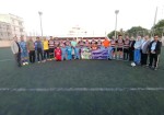 تیم فوتبال قلمداران هنر جنوب به یاد شهیدان غلامرضا و عبدالرضا جمهوری به میدان رفتند .