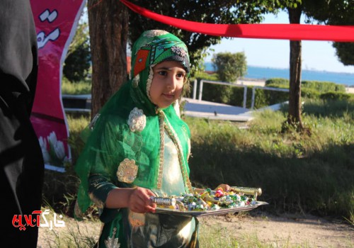 برپایی نمایشگاه و جشن میلاد حضرت فاطمه زهرا (س)توسط بانوان بسیجی جزیره خارگ