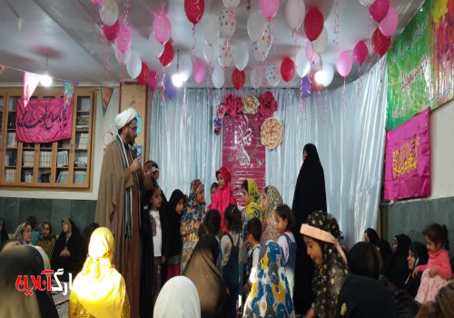 جشن میلاد حضرت زهرا (س) ویژه بانوان در حسینیه اعظم جزیره خارگ برگزار شد