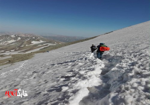 صعود به قله ۴۳۷۵ متری توسط کوهنورد خارگی