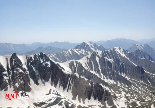 صعود به قله ۴۳۷۵ متری توسط کوهنورد خارگی