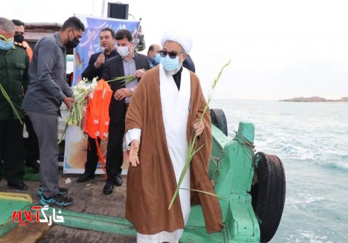 آغاز دومین نکوداشت هفته فرهنگی و روز خارگ با گلباران شهدای دریا در جزیره خارگ