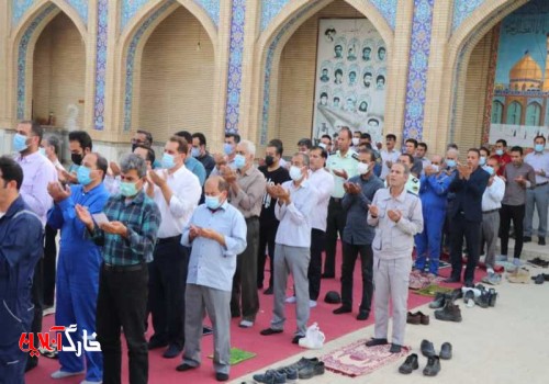 نماز عید فطر در جزیره خارگ به امامت حجت الاسلام والمسلمین کمالی اقامه شد