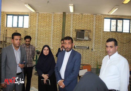 بازدید مدیر کل آموزش و پرورش استان بوشهر از جزیره خارگ